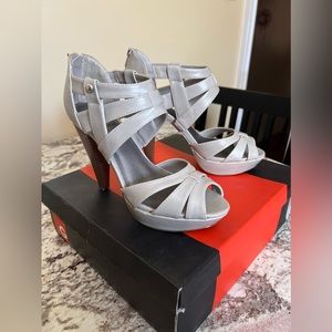 Women heels